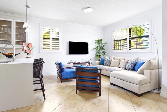 861 S Ocean Blvd in Pompano Beach, FL - Building Photo - Building Photo