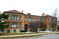 Burnham Schoolhouse in Elgin, IL - Foto de edificio - Building Photo