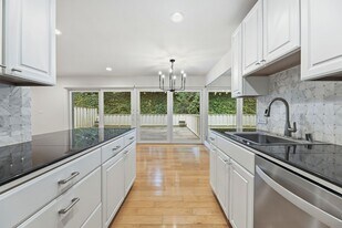 67 Brookwood Rd in Orinda, CA - Building Photo