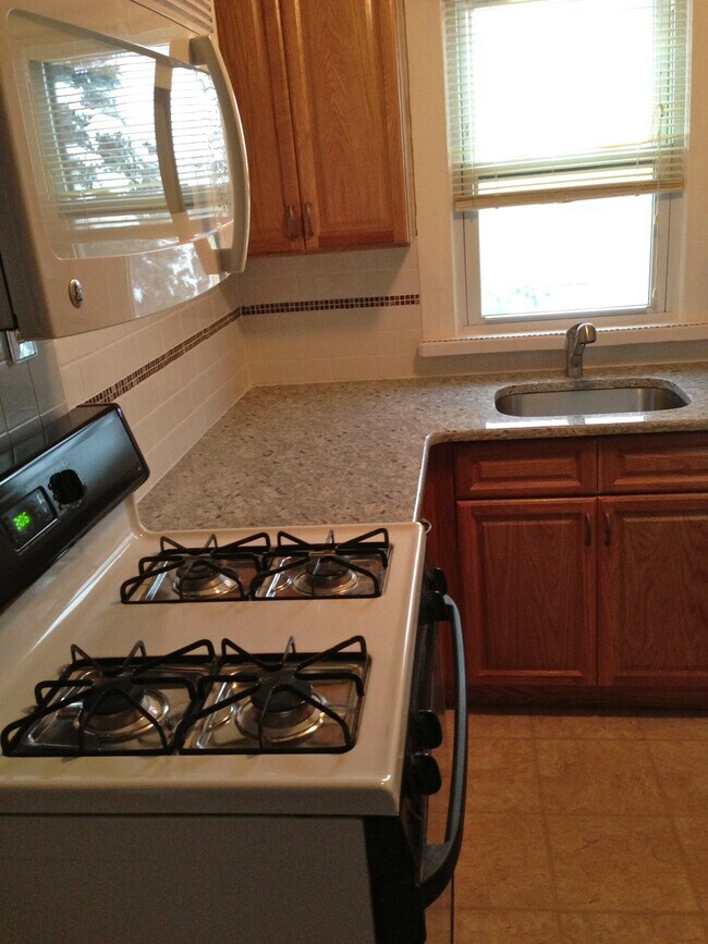 45 Stanley St Apartments and Nearby Little Falls Apartments For Rent