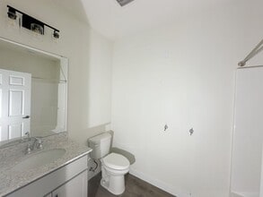 Waldron - 221 in West Lafayette, IN - Foto de edificio - Interior Photo
