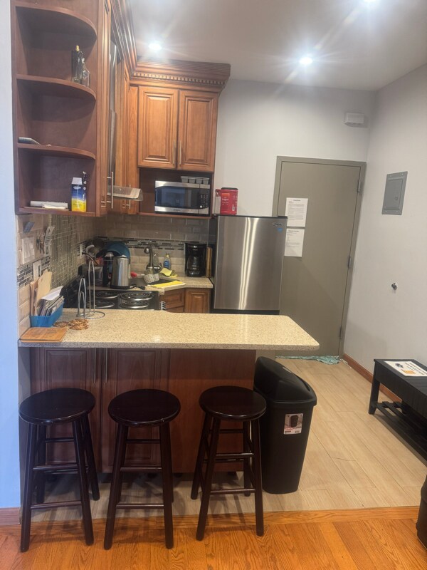 7214 New Utrecht Ave in Brooklyn, NY - Building Photo - Building Photo