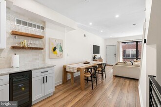 2231 Earp St in Philadelphia, PA - Building Photo - Building Photo