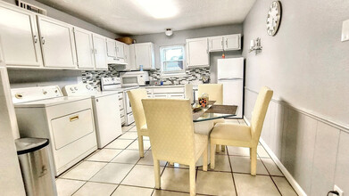 4614 Gurley Ave in Dallas, TX - Building Photo - Building Photo
