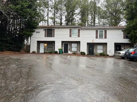 6429 Baker Ct in Peachtree Corners, GA - Foto de edificio