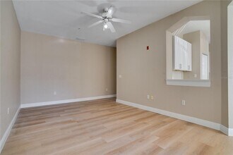 5028 Sunridge Palms Dr in Tampa, FL - Building Photo - Building Photo