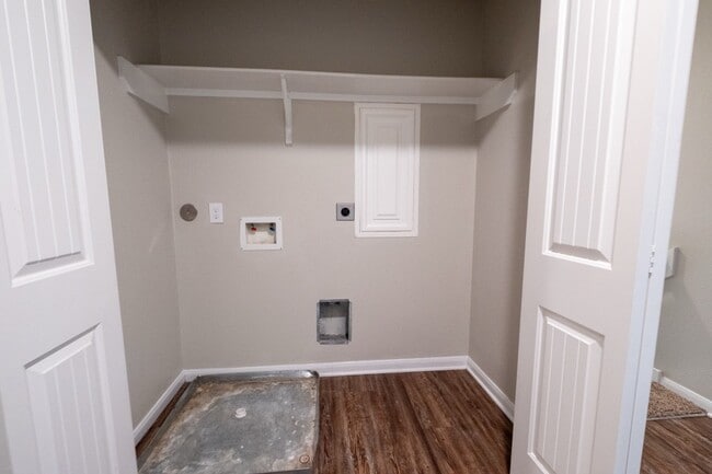 17039 Amarose Dr in Houston, TX - Foto de edificio - Building Photo