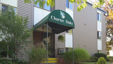 Charter Oaks Apartments in Liverpool, NY - Building Photo - Building Photo