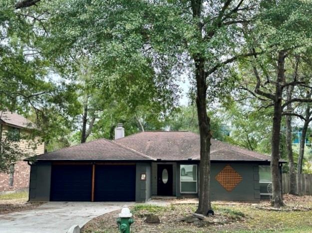 128 N Deerfoot Cir in Spring, TX - Foto de edificio