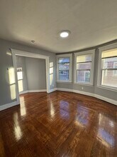 1528 Ella T Grasso Blvd in New Haven, CT - Building Photo - Building Photo