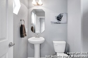 9159 Mare Hunt in San Antonio, TX - Building Photo - Building Photo