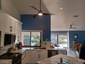 5605 SW 12th Ave in Cape Coral, FL - Building Photo - Building Photo