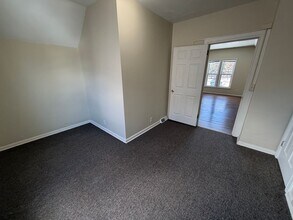 825 Scott Ave in Oshkosh, WI - Building Photo - Building Photo