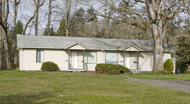 11904 Terry Rd SW in Steilacoom, WA - Building Photo - Building Photo