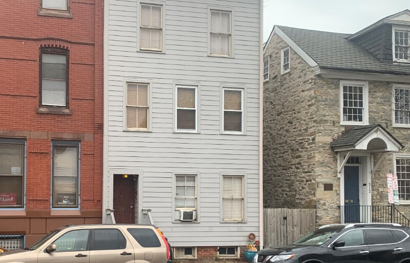 314 W State St in Trenton, NJ - Building Photo