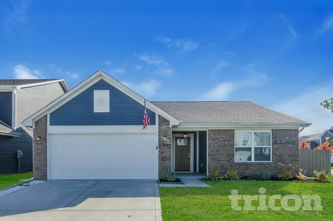 property at 963 Redwood Dr