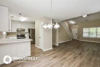 229 River Oaks Dr in Madison, AL - Foto de edificio - Building Photo