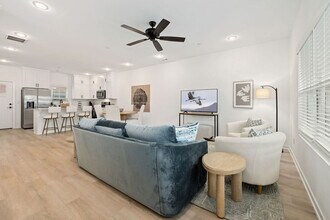 1935 S Garland Ave in Fayetteville, AR - Building Photo - Building Photo