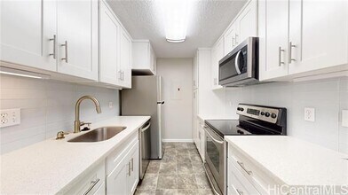 311 Mananai Pl in Honolulu, HI - Building Photo - Building Photo