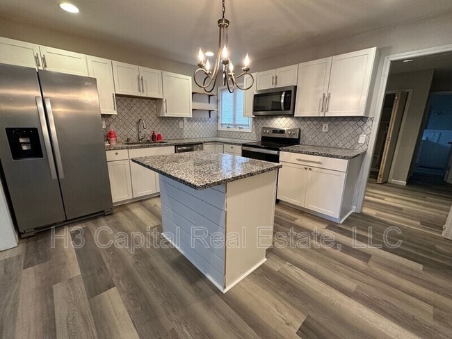 319 Joy Dr in O'Fallon, IL - Building Photo - Building Photo