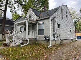207 S 7th St, Unit Unit 2 in Ann Arbor, MI - Building Photo