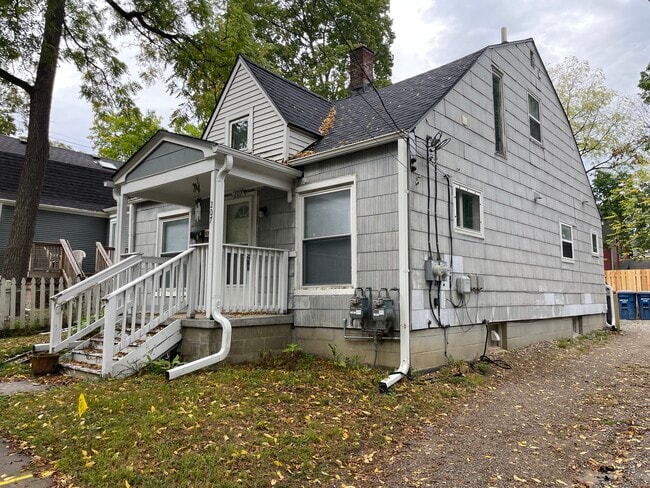 207 S 7th St, Unit Unit 2