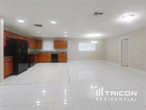 7116 Green Needle Dr in Winter Park, FL - Building Photo - Building Photo