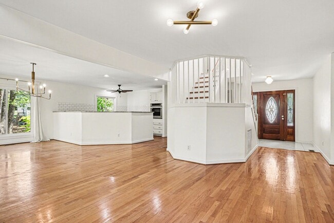 2444 Early Settlers Rd in Richmond, VA - Building Photo - Building Photo