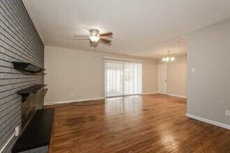 730 Loyola Dr in Florissant, MO - Building Photo - Building Photo
