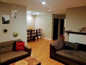 735 Plum Tree Ct in Wheeling, IL - Building Photo - Building Photo