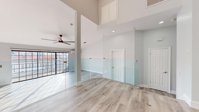 2021 Carnegie Ln in Redondo Beach, CA - Building Photo - Building Photo