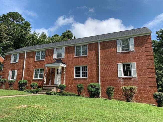 1210 Whilden Pl in Greensboro, NC - Building Photo - Building Photo