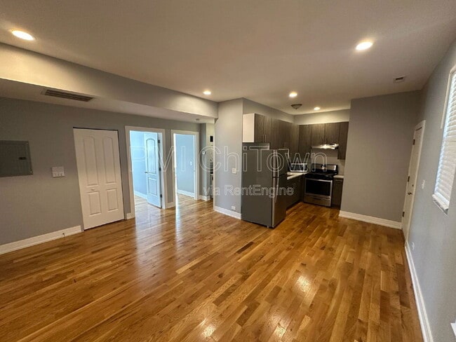 342 E 50th St in Chicago, IL - Building Photo - Building Photo