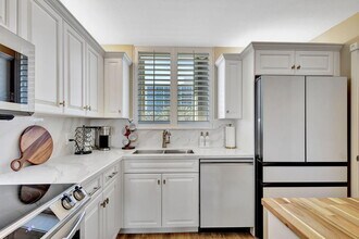 100 Ocean Trail Way in Jupiter, FL - Building Photo - Building Photo