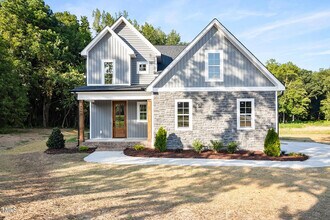 4948 Zebulon Rd in Zebulon, NC - Building Photo - Building Photo