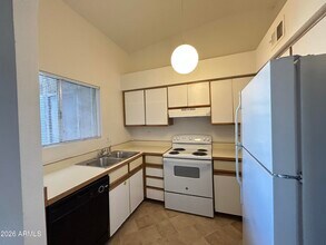 6230 N 33rd Ave in Phoenix, AZ - Building Photo - Building Photo