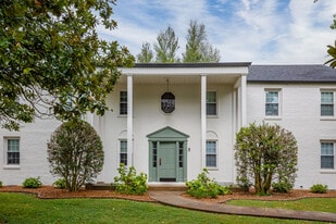 12 South Magnolia in Nashville, TN - Building Photo