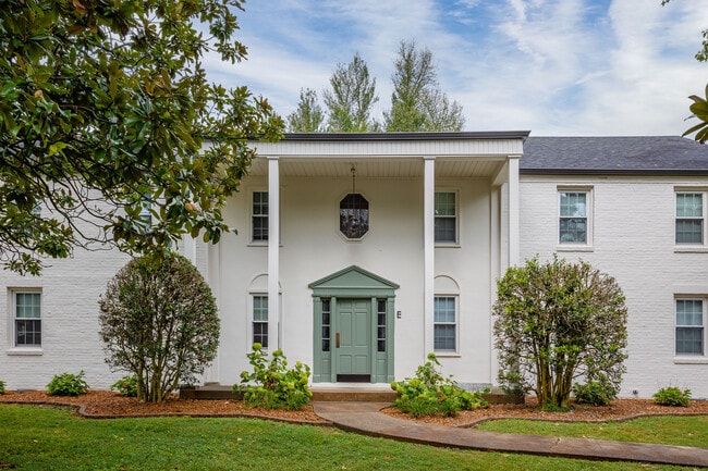 12 South Magnolia