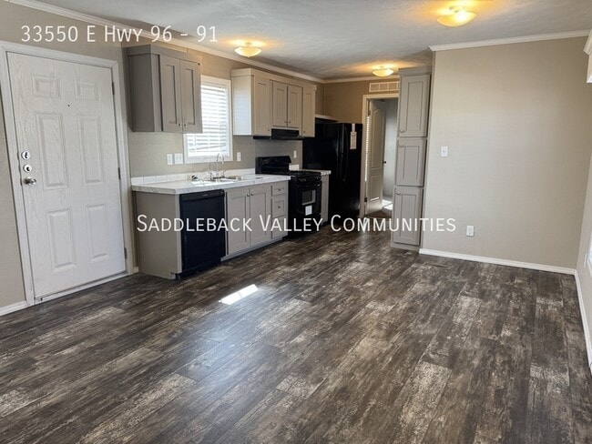 33550 CO-96 in Pueblo, CO - Building Photo - Building Photo