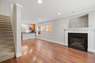 130 25th Ave E in Seattle, WA - Building Photo - Building Photo