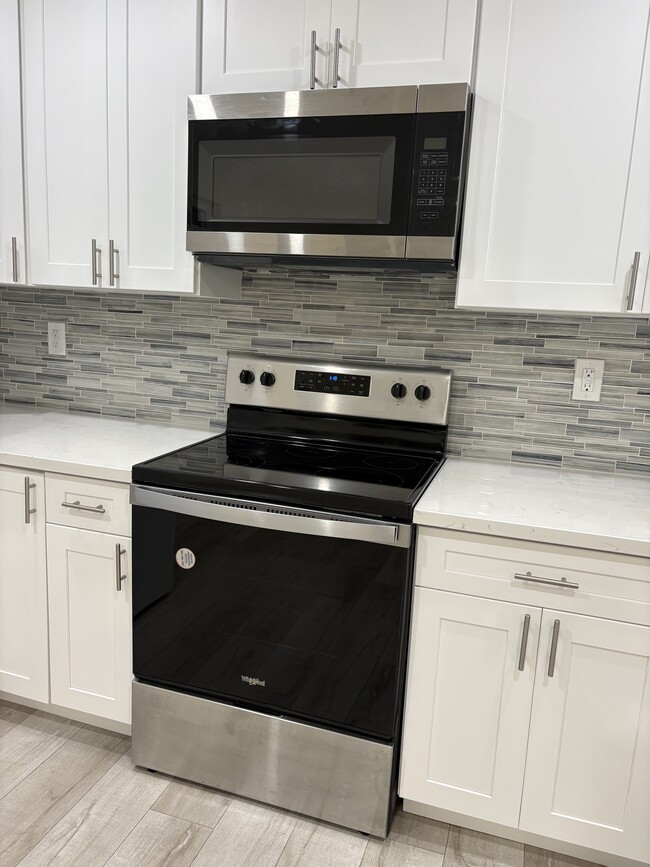 4619 Del Monte Ave, Unit 4619 Del Monte Ave in San Diego, CA - Building Photo - Building Photo