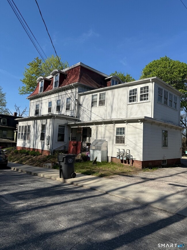 property at 24 Wilkinson St