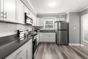 Hudson Yard in Hudson, OH - Building Photo