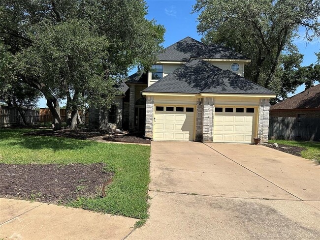 918 Blue Spring Cir in Round Rock, TX - Building Photo - Building Photo