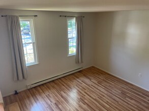 5908 Kara Pl in Burke, VA - Building Photo - Building Photo