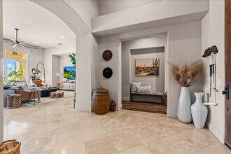 56738 Palms Dr in La Quinta, CA - Building Photo - Building Photo