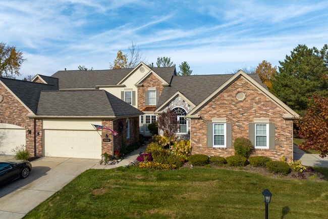 Country Club Village of Northville Condos