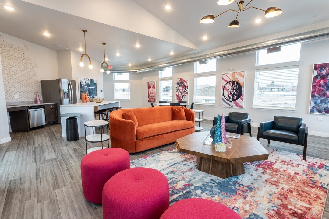 The Rowe on 57th Street in Sioux Falls, SD - Building Photo