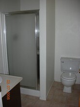 830 Mission Sierra Ct in Redding, CA - Building Photo - Building Photo