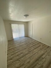 211 Brand Rd in Santa Rosa, CA - Building Photo - Building Photo